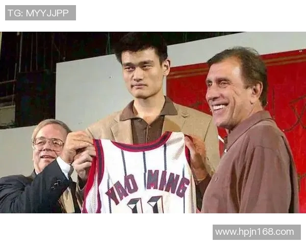 巴恩斯对姚明的深刻评价与NBA历史的影响分析